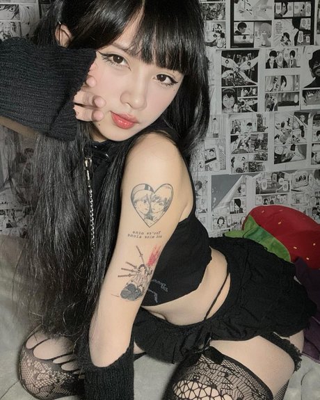 sorrylylyy sexy star image