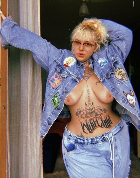 Lulu Avalloni pretty actress pic