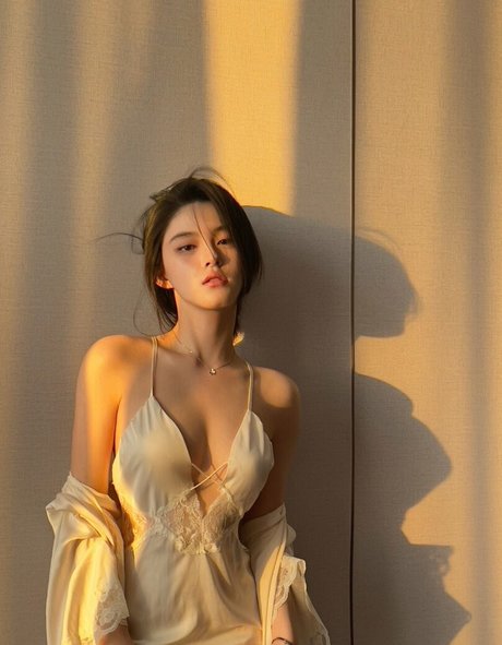 iamazhai model top image