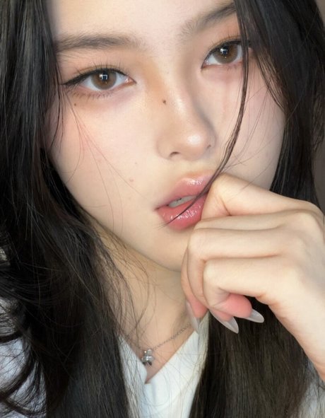 iamazhai naked pornstar pictures