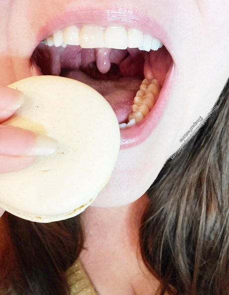 toepazfeetures top actress img