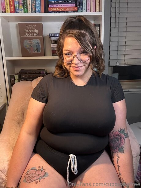 cupquakefree model beautiful images