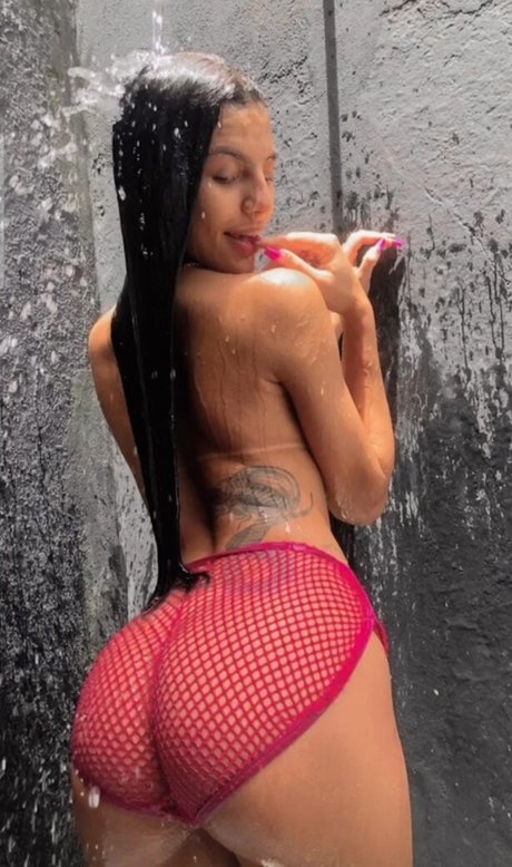 Isabella Zanella best model galleries