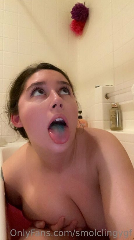 smolclingygf star nudes picture
