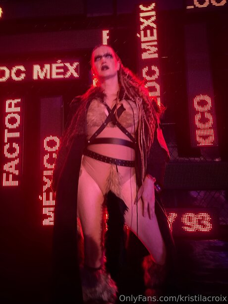 kristilacroix star art pictures