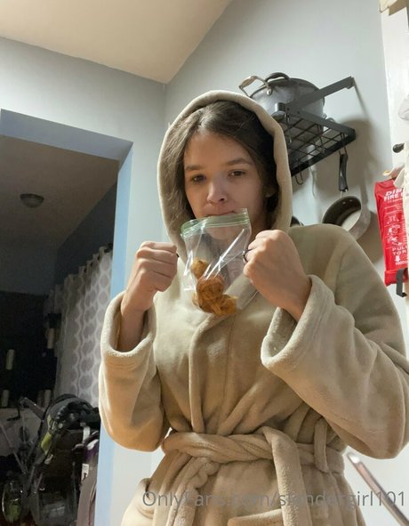 slender024 pornographic model archive