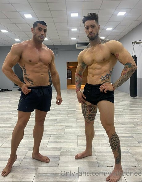 viktoronee nude model picture