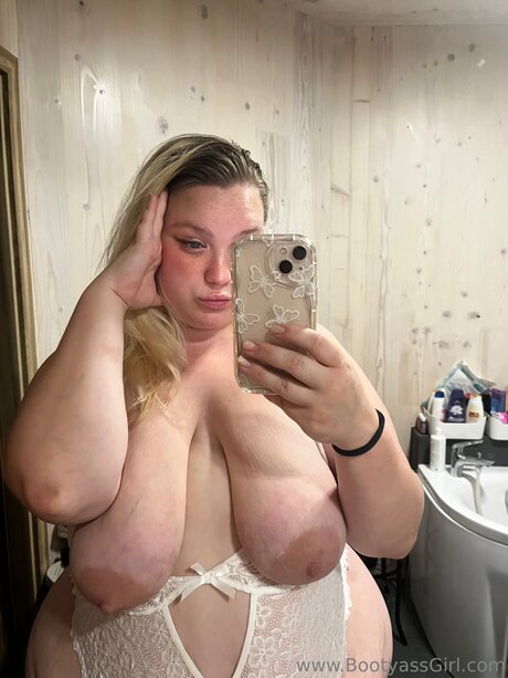 asian bodybuilder onlyfans sexy nudes image