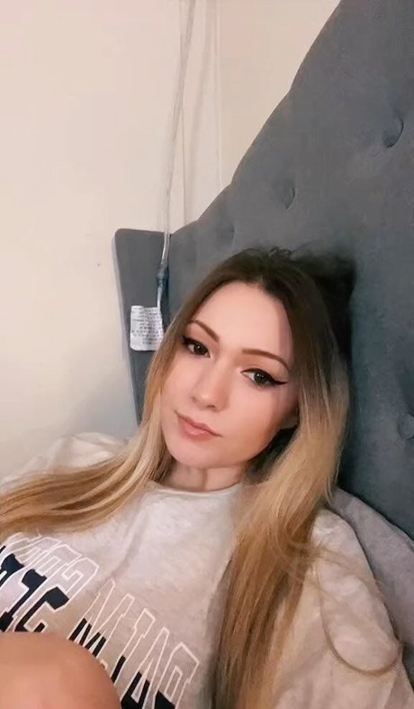 Little Momma perfect star pic