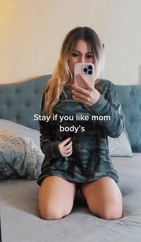 Little Momma star sexy galleries