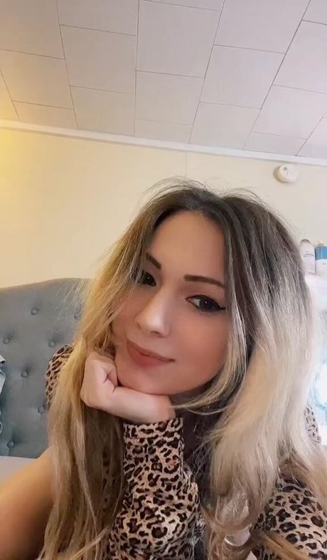 Little Momma model high quality gallery