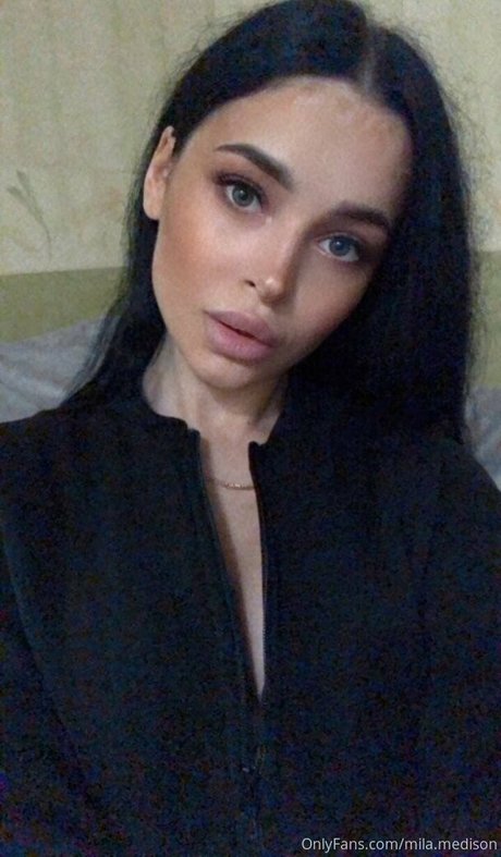 Mila Moore perfect actress gallery