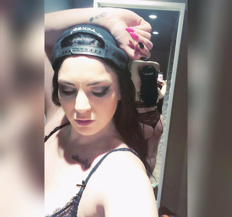 shemale outdoor onlyfans erotic gallery