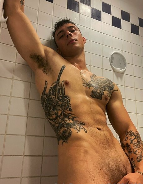 itsreallyyjj model hot images