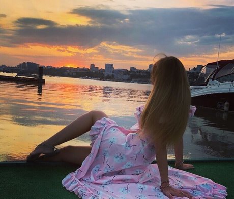 Anna Ilyasova pornstar art gallery