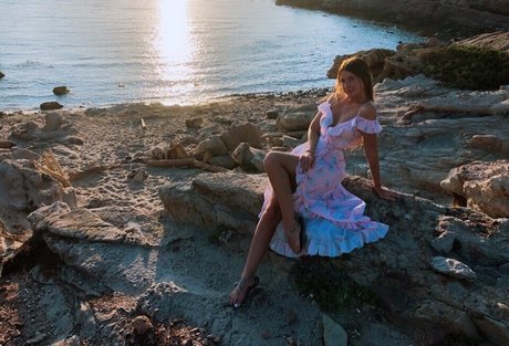 Anna Ilyasova model adult galleries