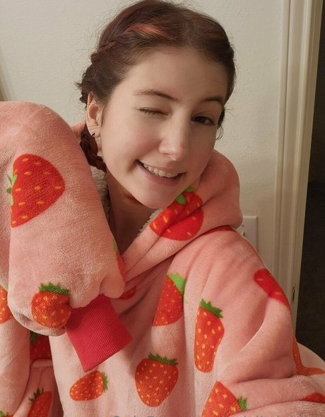 valvestia art pornstar photo