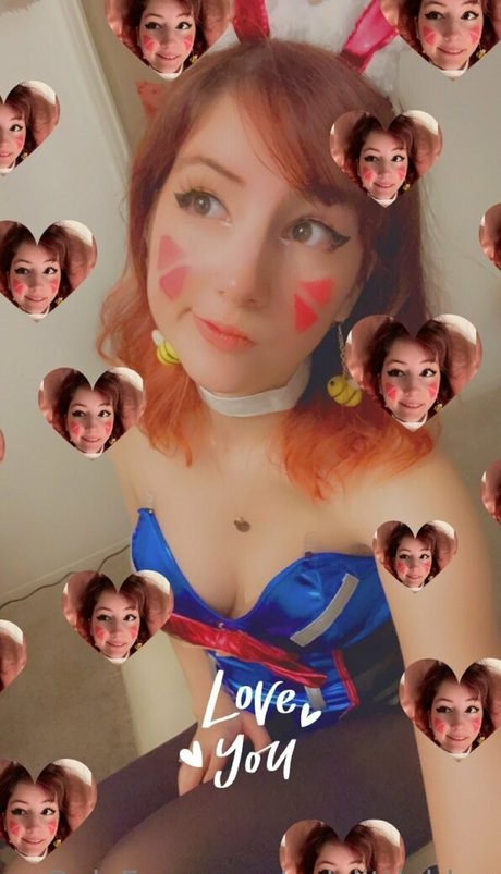 valvestia model erotic picture