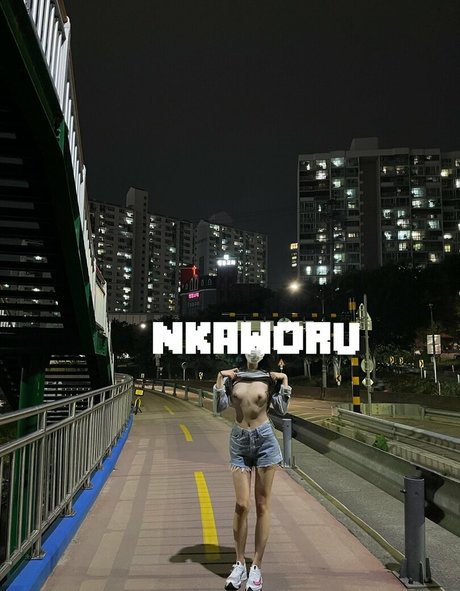 nkaworu beautiful model photo