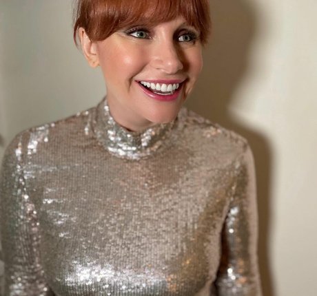 Bryce Dallas Howard star free galleries