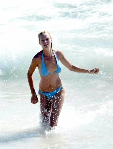 Uma Thurman Profile Photo