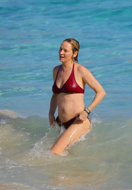 Uma Thurman star erotic picture