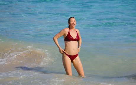 Uma Thurman hd star pictures