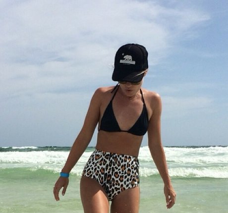 Becca Tobin model free picture