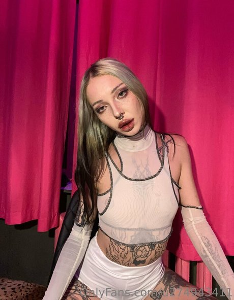 pregnant threesome onlyfans sexy nude pic