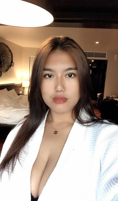 Thanaporn nudes pornstar picture