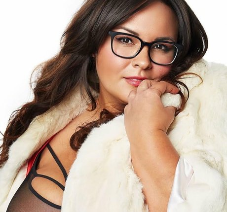 Nicole Denise Johansson model adult archive