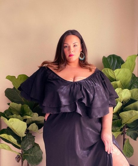 thigh high boots onlyfans erotic gallery