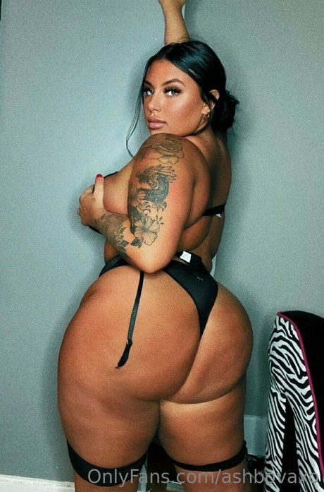 ashbovaxo sexy pornstar gallery