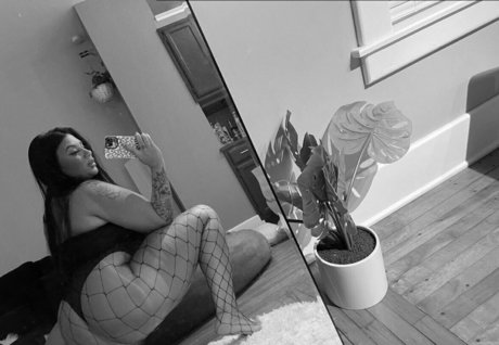 ashbovaxo best model pic