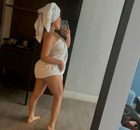 Branisis Colina exclusive model pic