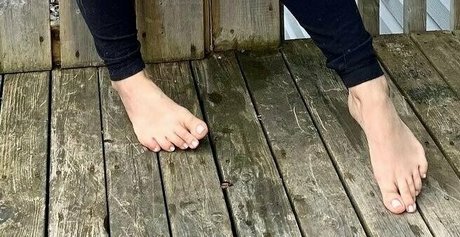 solesworthsaving model nice pictures