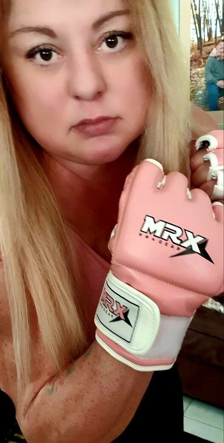 laceys muscular calves adult star pictures