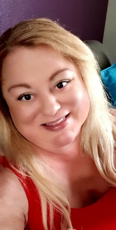 laceys muscular calves model hd pic