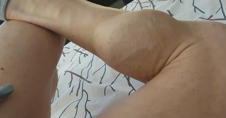 laceys muscular calves sexy pornstar pictures