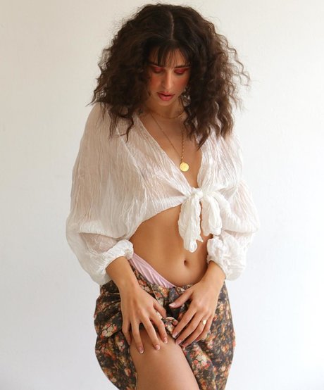 Nathy Peluso free star pictures