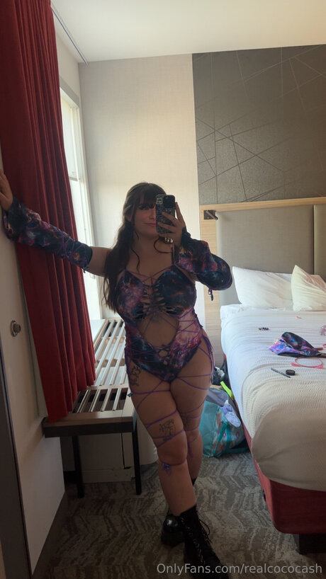 realcococash model sex pics