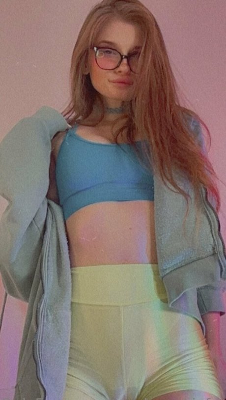 candycookiefree pornstar adult photo