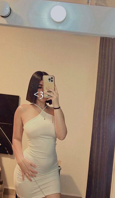 Alexagaytaan naked pornstar pics