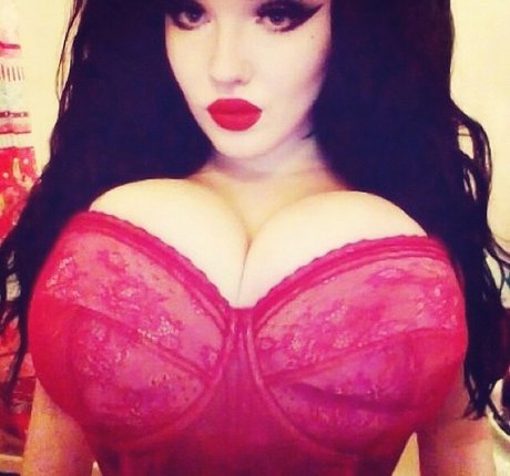 Betty Dahmer model best img