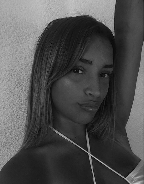 money onlyfans beautiful naked photos