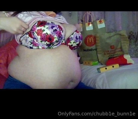 chubb1e bunn1e pornstar nice pics