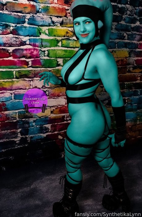 Synthetika Lynn perfect model img