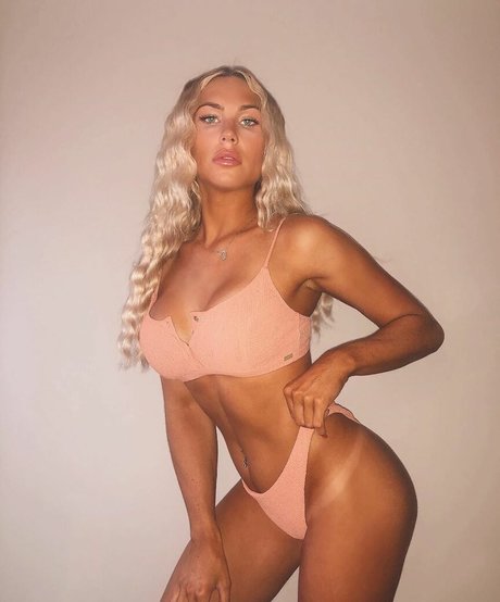 thick latina milf onlyfans beautiful porn picture