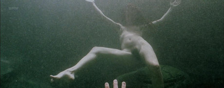 Juliette Lewis nice actress img