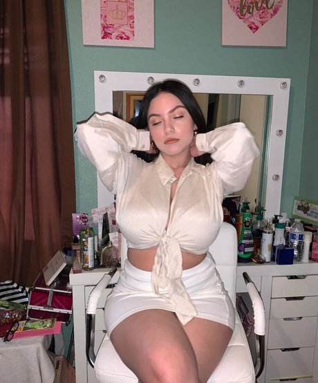 Wendy Chavez pornstar art pics